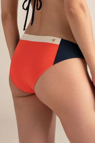 Bikini bottom grande