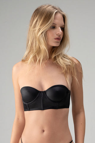 Brasier strapless sin copa