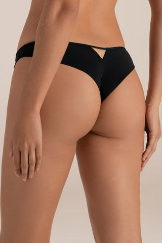 Panty semi-brasilero